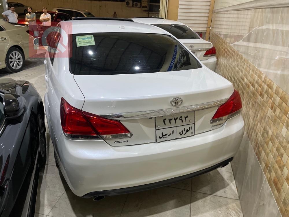 تويوتا أفالون